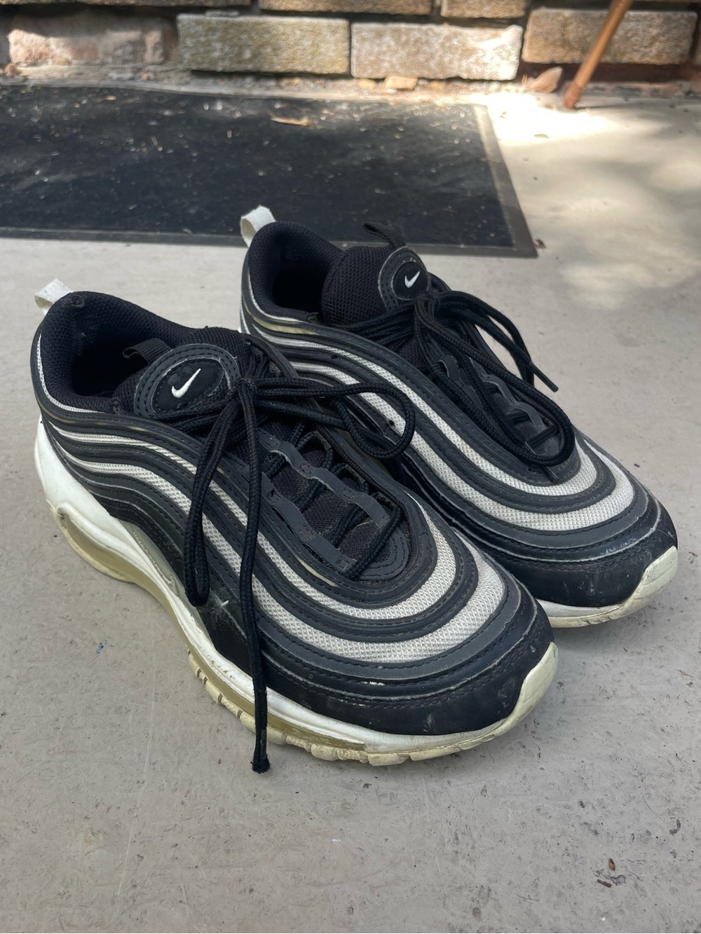 Nike Black and White Wave-Striped Air Max 97 Sneakers